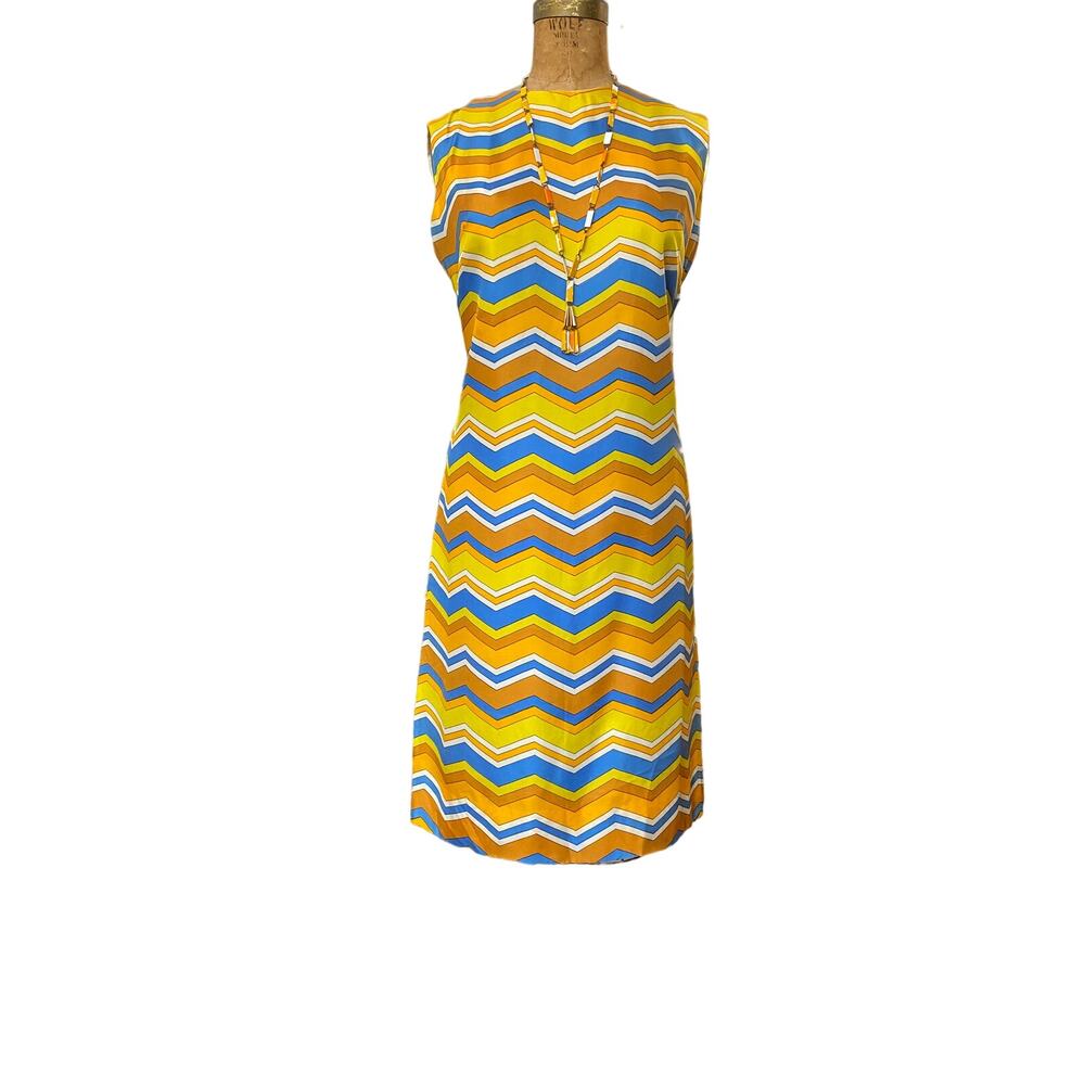 1960s shift dress, zig zag chevron print, vintage 60s dress, yellow and blue mod